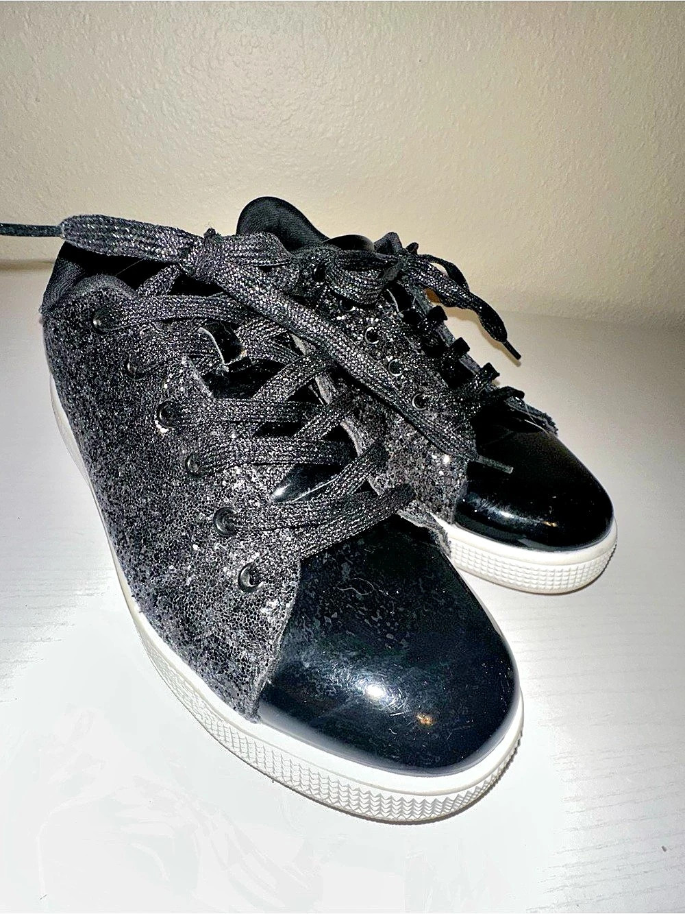 Lucky Step Remy-001 Air Cooled Glitter Sneakers Black Patent Leather EUC